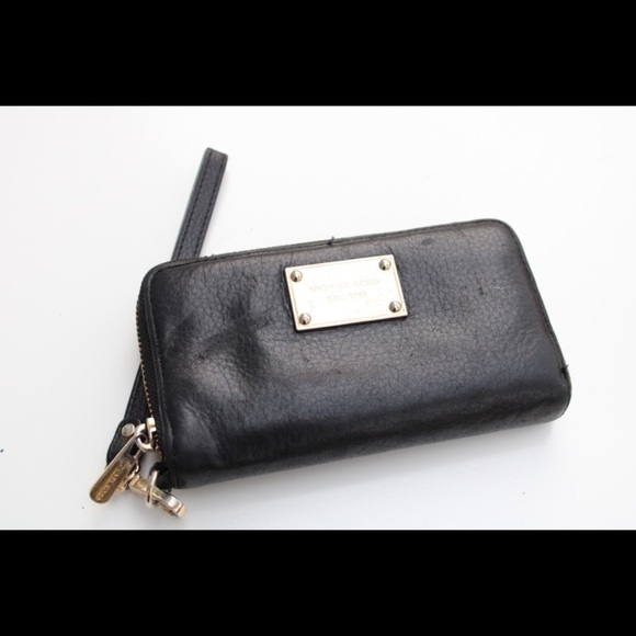 Michael Kors wrislet - Picture 8 of 10